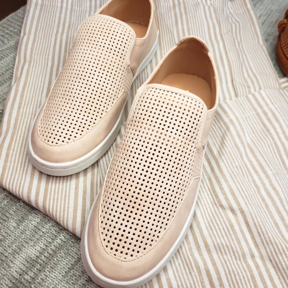 🆕️//The Stacy// blush sneaker - Picture 5 of 6